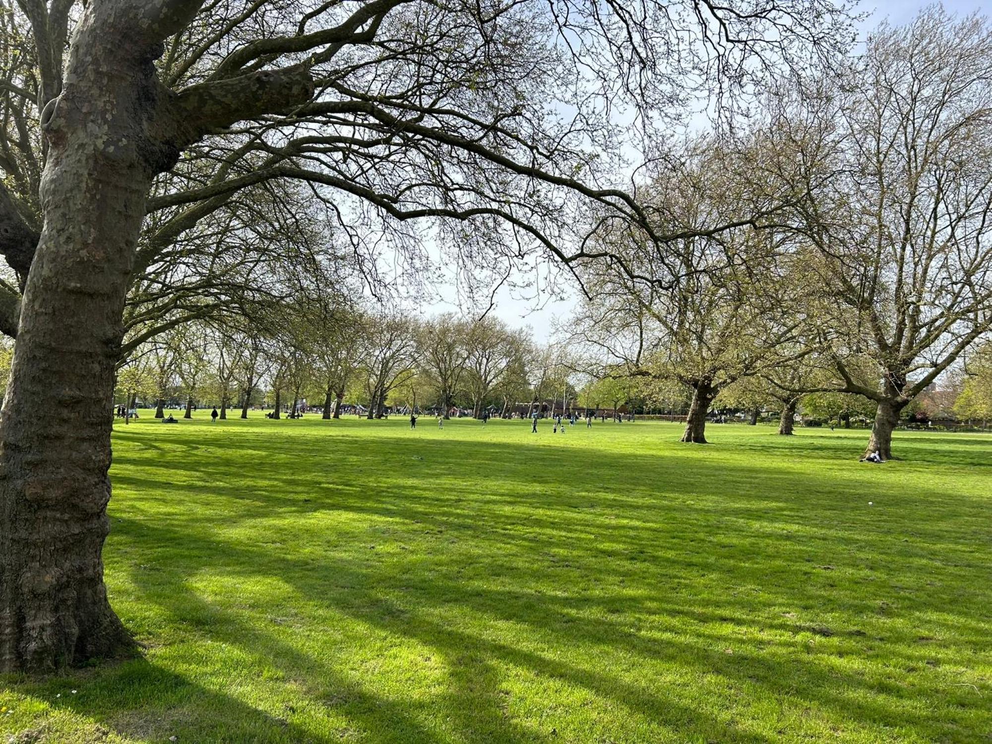 Cosy 2 Bedroom Flat In East Ham, Close To Excel ロンドン エクステリア 写真